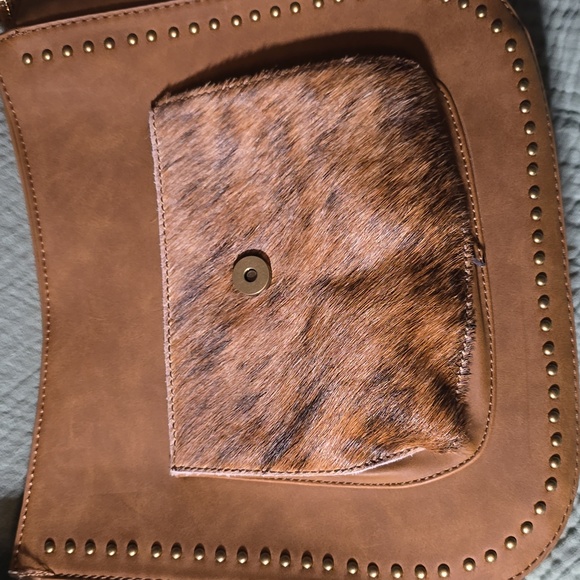 Trinity Ranch Tan Shoulder Conceal Carry Bag with Fringe Detail – NWOT - Picture 5 of 9